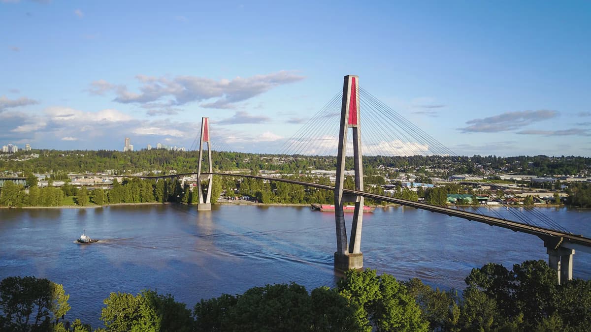 Bridge over the Fraser River in New Westminster, British Columbia